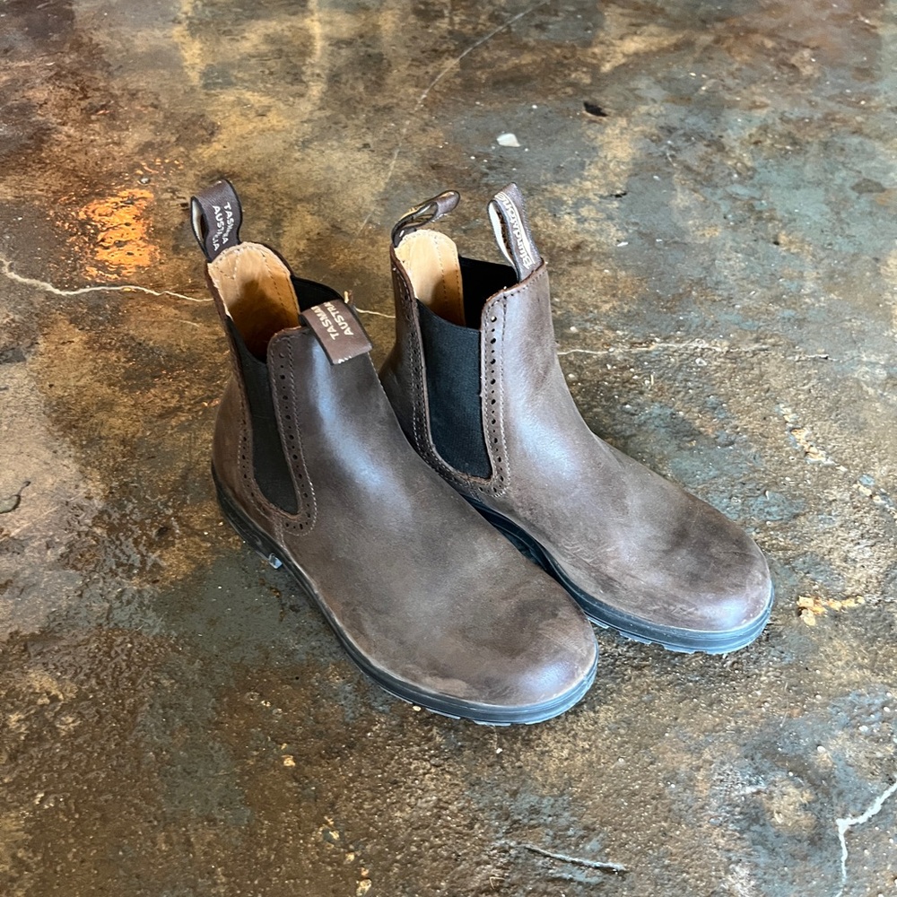 Blundstone Brown Chelsea Ankle Boots #2151